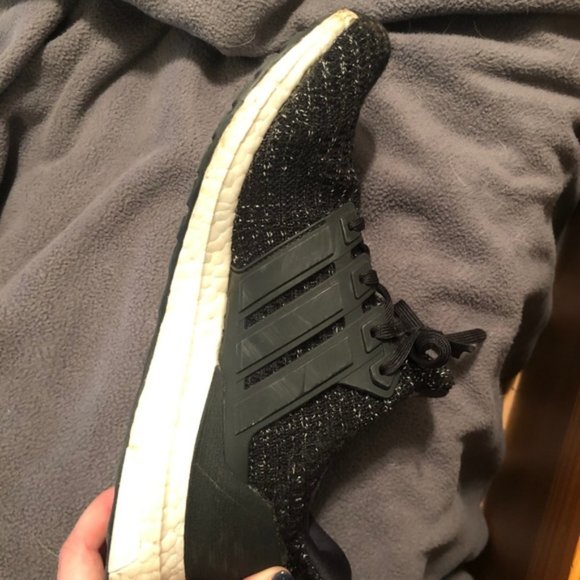 Adidas Ultraboost - Picture 6 of 8